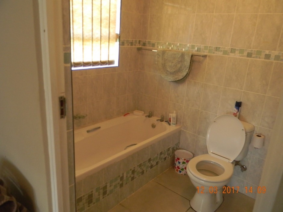 To Let 3 Bedroom Property for Rent in Kaysers Beach Eastern Cape